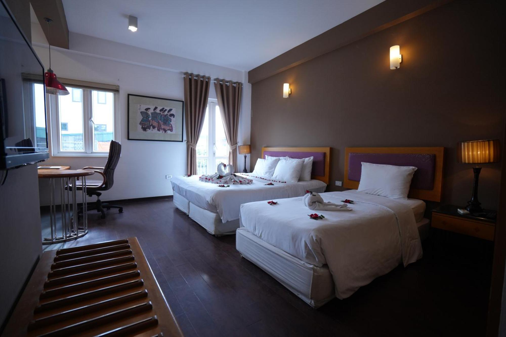 Golden Sunshine Villa Hotel And Travel Hanoi Esterno foto